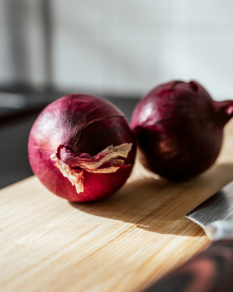 How to Get Onion Smell Out of Cutting Board